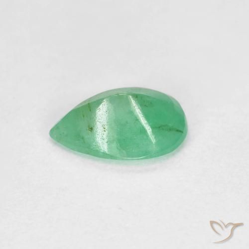 Esmeralda Verde helecho natural de 0.55 ct, En forma de pera, VS-SI