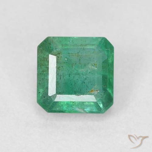 0.69ct Natural Verde cálido Esmeralda, Corte Octágono / Esmeralda, SI, Photo A