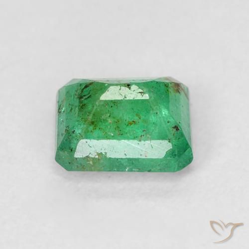 Esmeralda Verde cálido natural de 0.80 ct, Corte Octágono / Esmeralda, SI