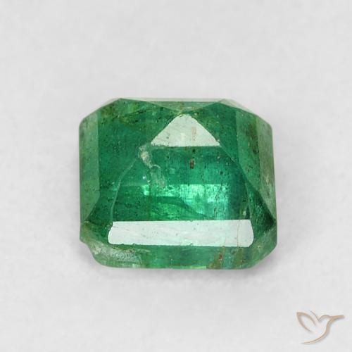 Esmeralda Verde frío natural de 0.66 ct, Corte Octágono / Esmeralda, SI-I1