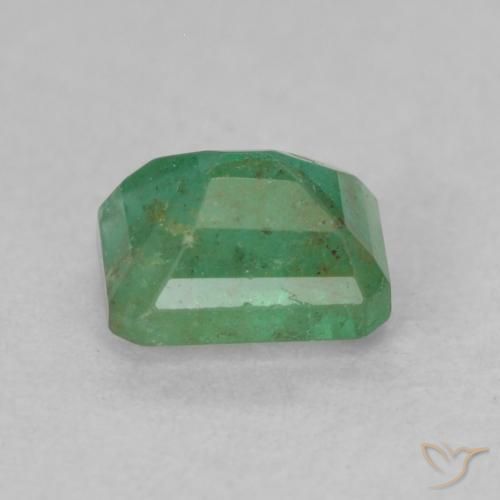 Esmeralda Verde medio natural de 0.57 ct, Corte Octágono / Esmeralda, SI