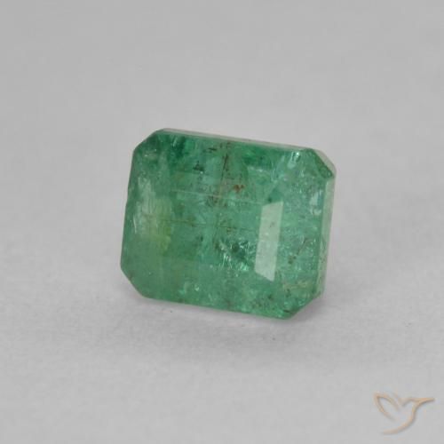 Esmeralda Verde claro medio natural de 0.89 ct, Corte Octágono / Esmeralda, SI