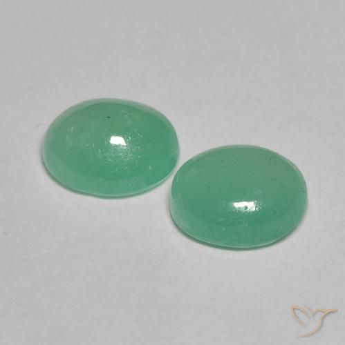 Gemas de Esmeralda Verde claro medio natural de 1.41 ct, Ovalada, Translúcido