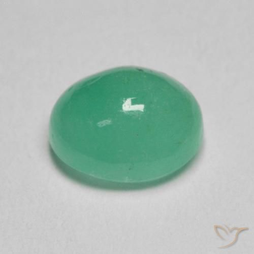 Esmeralda Verde claro medio natural de 0.83 ct, Ovalada, Translúcido