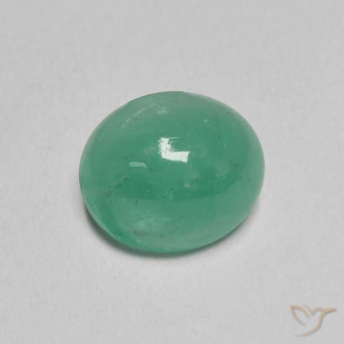 Esmeralda Verde medio natural de 1.12 ct, Ovalada, Translúcido