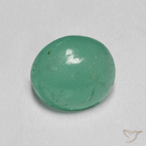 Esmeralda Verde claro natural de 0.79 ct, Ovalada, Translúcido