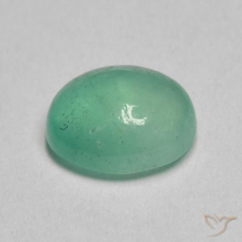 Esmeralda Verde frío natural de 0.78 ct, Ovalada, Translúcido