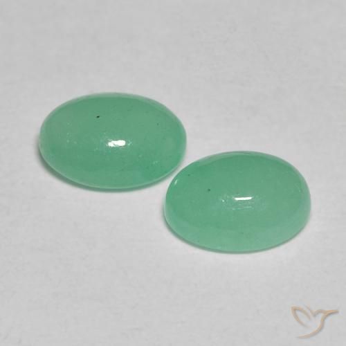 Gemas de Esmeralda Verde menta natural de 0.97 ct, Ovalada, Translúcido