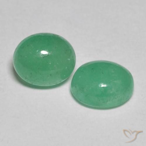 Gemas de Esmeralda Verde medio natural de 1.83 ct, Ovalada, Translúcido