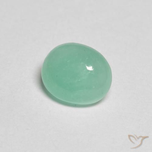 Esmeralda Verde claro natural de 0.69 ct, Ovalada, Translúcido