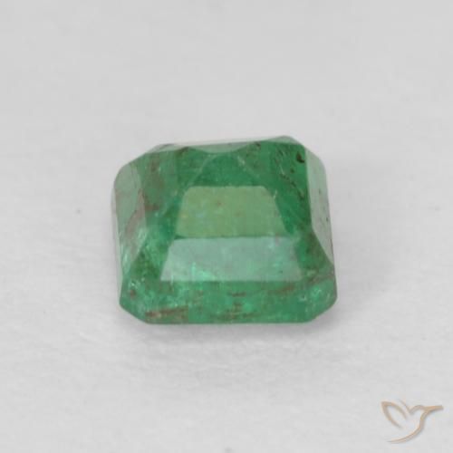 Esmeralda Verde medio natural de 0.40 ct, Corte Octágono / Esmeralda, SI