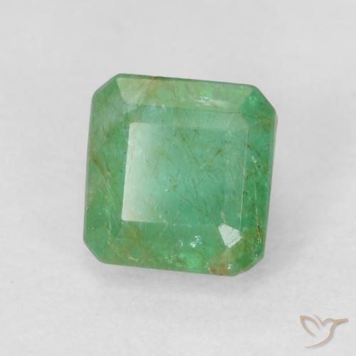 Esmeralda Verde medio natural de 0.45 ct, Corte Octágono / Esmeralda, SI