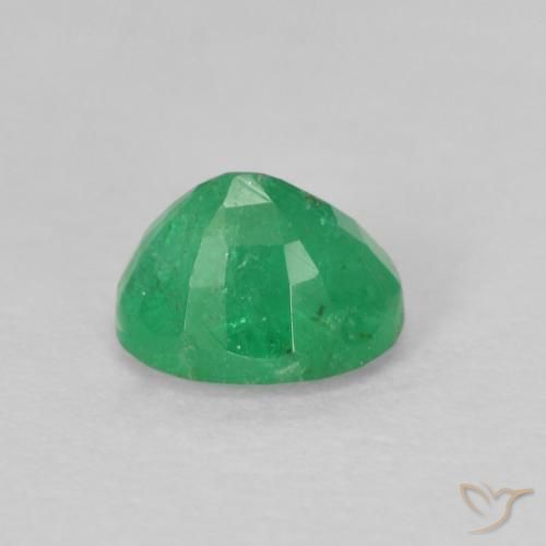 Esmeralda Verde claro natural de 0.47 ct, Ovalada, SI