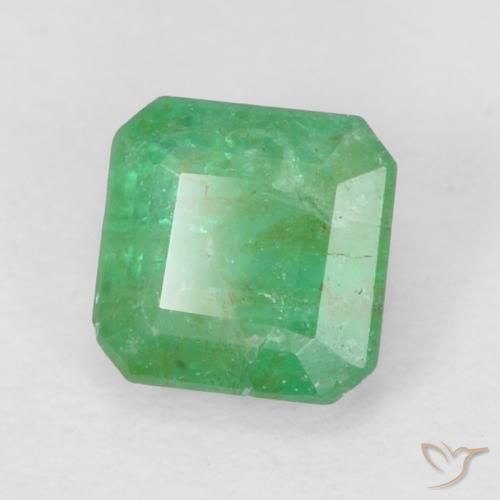 Esmeralda Verde medio natural de 0.34 ct, Corte Octágono / Esmeralda, SI
