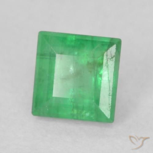 Esmeralda Verde medio natural de 0.24 ct, Cuadrado, I1