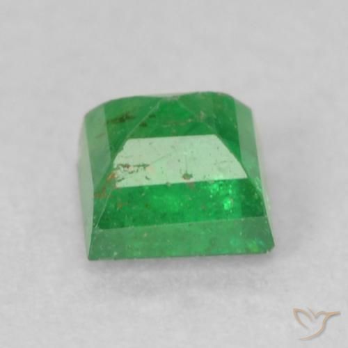 Esmeralda Verde medio natural de 0.23 ct, Cuadrado, I1