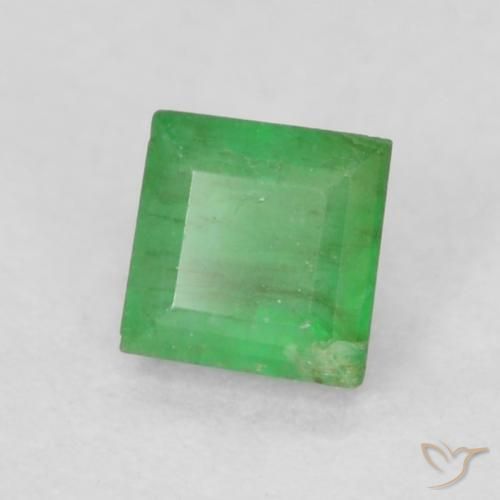 Esmeralda Verde trébol natural de 0.16 ct, Cuadrado, I1