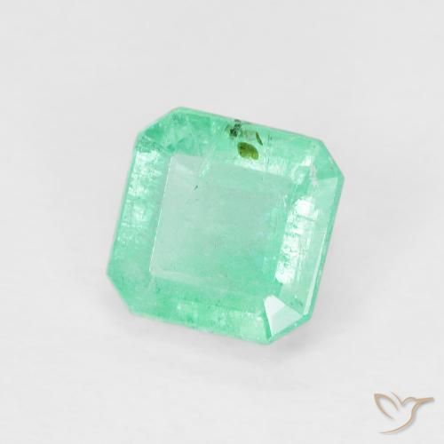 Esmeralda Verde menta natural de 0.87 ct, Corte Octágono / Esmeralda, SI