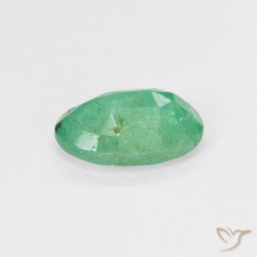 Esmeralda Verde medio natural de 0.76 ct, Ovalada, VS-SI