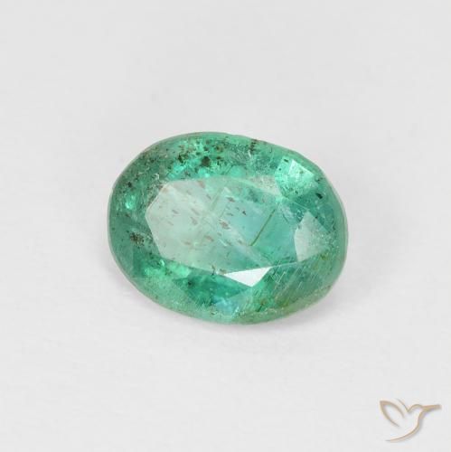 Esmeralda Verde frío natural de 1.09 ct, Ovalada, VS-SI