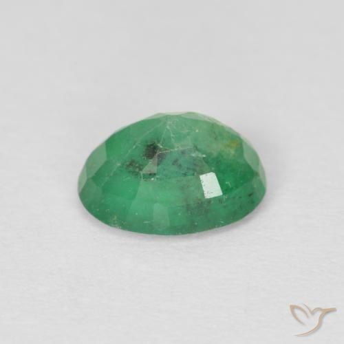 Esmeralda Verde amarillento natural de 0.80 ct, Ovalada, SI