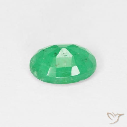 Esmeralda Verde medio natural de 0.69 ct, Ovalada, VS-SI