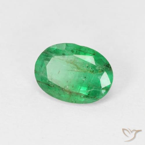 Esmeralda Verde medio natural de 0.78 ct, Ovalada, SI