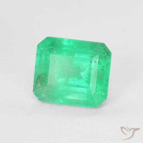 Esmeralda Verde claro natural de 0.63 ct, corte esmeralda, VS-SI