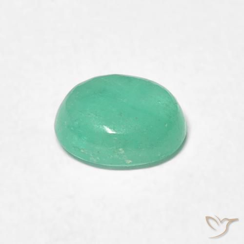 Esmeralda Verde claro natural de 0.82 ct, Ovalada, Translúcido