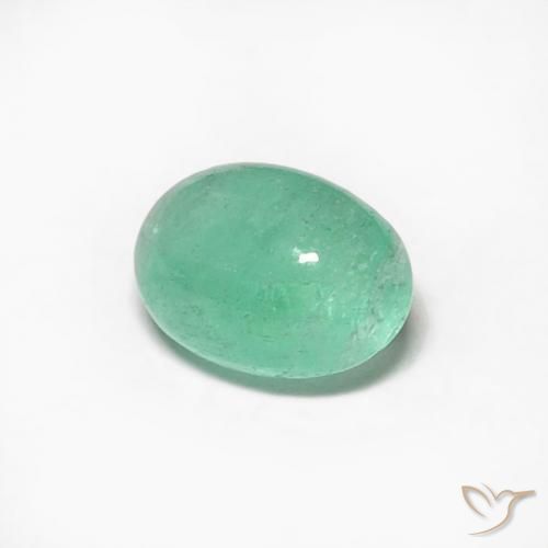 Esmeralda Verde claro natural de 0.53 ct, Ovalada, Translúcido