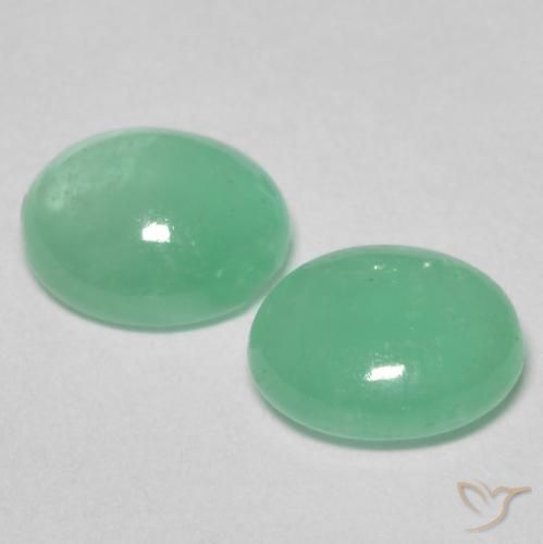 Gemas de Esmeralda Verde claro natural de 1.35 ct, Ovalada, Translúcido