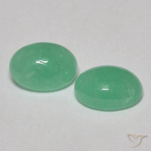 Gemas de Esmeralda Verde claro natural de 1.28 ct, Ovalada, Translúcido