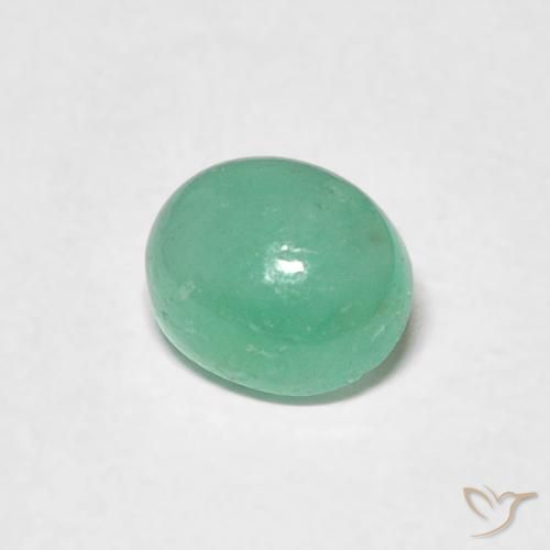 Esmeralda Verde medio natural de 0.55 ct, Ovalada, Translúcido