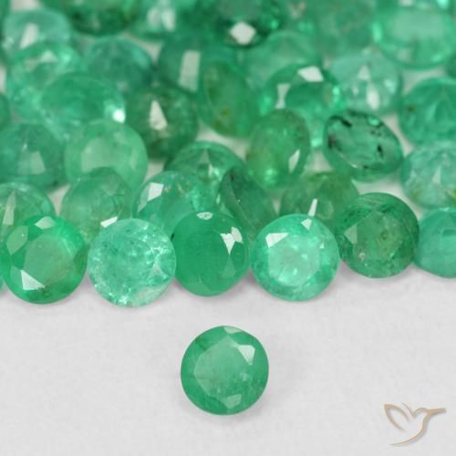 Esmeralda Verde claro natural de 0.14 ct, Redondo, SI