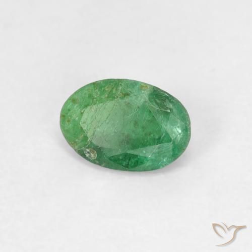 Esmeralda Verde medio natural de 0.37 ct, Ovalada, SI