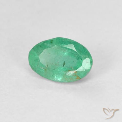 Esmeralda Verde frío natural de 0.45 ct, Ovalada, SI