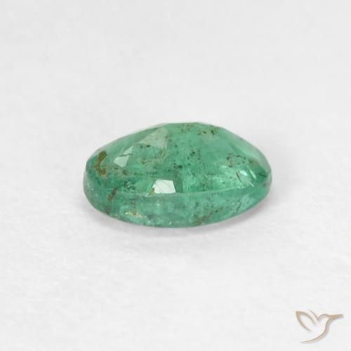 Esmeralda Verde frío natural de 0.51 ct, Ovalada, SI