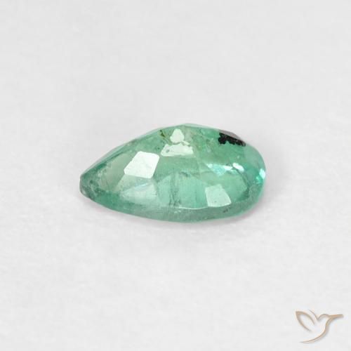 Esmeralda verde medio natural de 0,37 ct, en forma de pera, SI