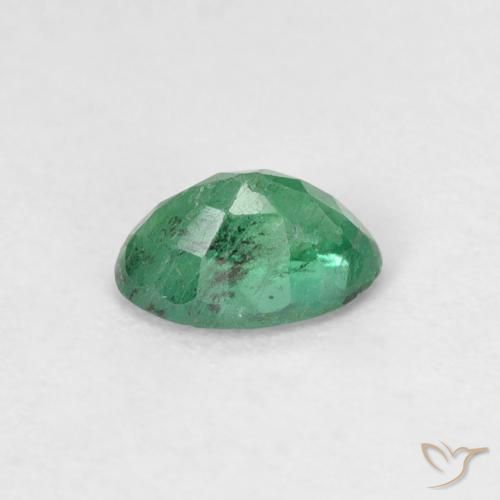 Esmeralda Verde claro medio natural de 0.48 ct, Ovalada, SI
