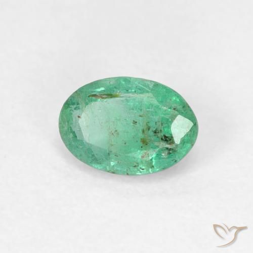 Esmeralda Verde medio natural de 0.47 ct, Ovalada, SI