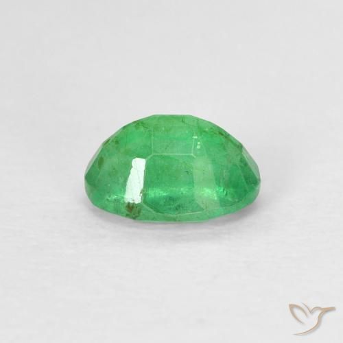 Esmeralda Verde medio natural de 0.52 ct, Ovalada, SI