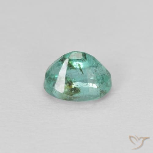Esmeralda Verde medio natural de 0.47 ct, Ovalada, SI
