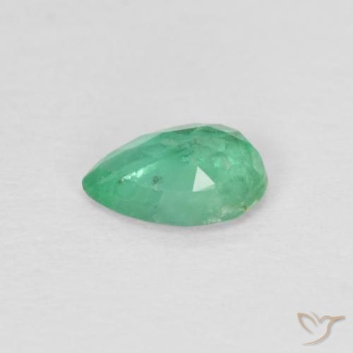 Esmeralda Verde jade natural de 0.25 ct, En forma de pera, VS-SI