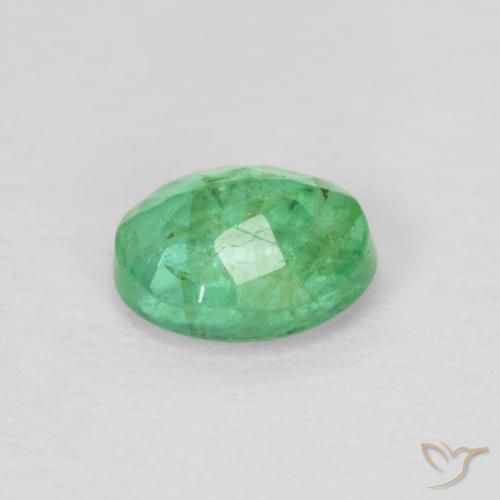 Esmeralda Verde amarillento natural de 0.40 ct, Ovalada, VS-SI