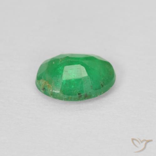 Esmeralda Verde trébol natural de 0.29 ct, Ovalada, VS-SI