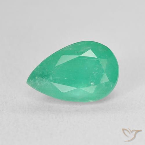 Esmeralda verde natural de 2,22 ct, en forma de pera, SI
