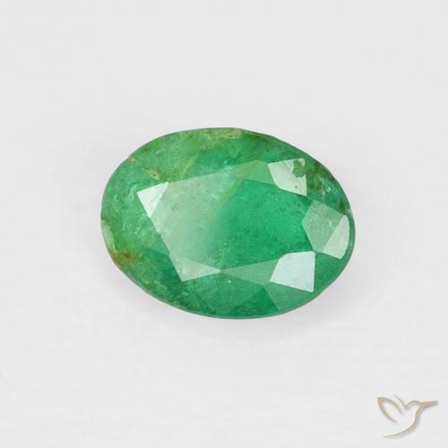Esmeralda Verde medio natural de 0.70 ct, Ovalada, SI-I1