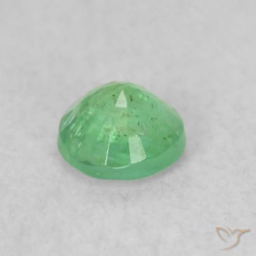 Esmeralda Verde amarillento pálido natural de 0.17 ct, Redondo, SI