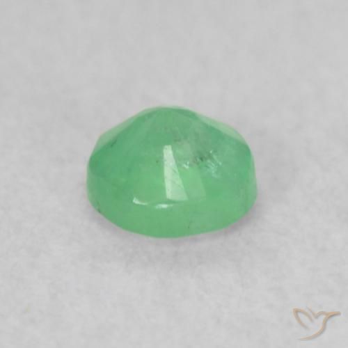 Esmeralda Verde claro natural de 0.19 ct, Redondo, SI