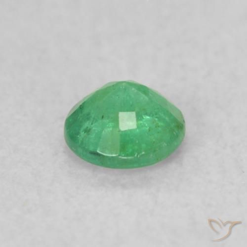 Esmeralda Verde claro natural de 0.16 ct, Redondo, SI